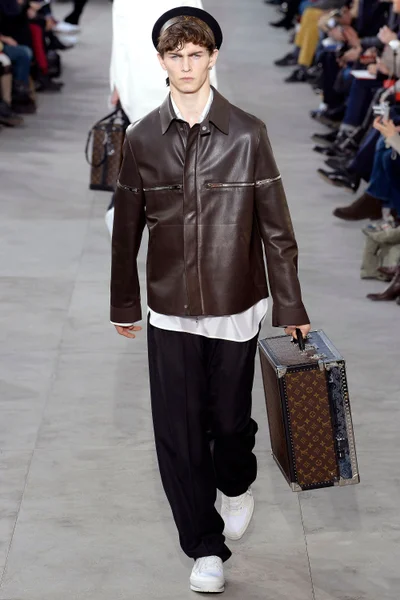 Look 39